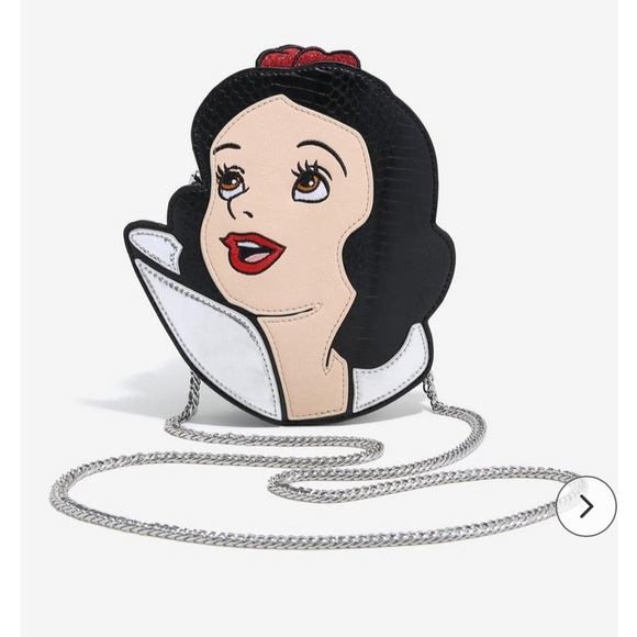 Danielle Nicole Disney Snow White And The Seven Dwarfs Snow White Crossbody Bag - Picture 1 of 5